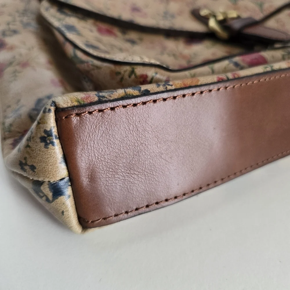 Patricia Nash Leather Avellino Floral Medium Front Pocket Crossbody - Picture 3 of 16